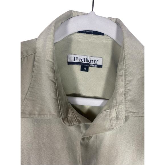 Men's Firethorn Silver Casual Two Pocket Beige Button Down Size Medium - Picture 2 of 7